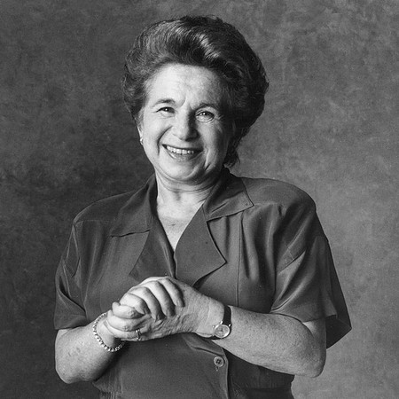 003 Dr. Ruth